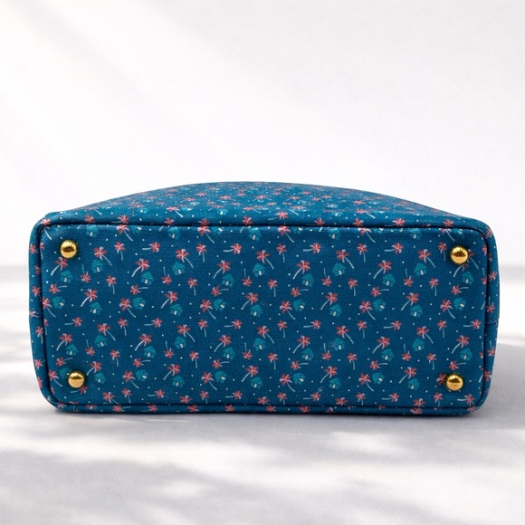 Prada • Canapa 2 Way Canvas Tote Bag in Blue St. Palm, a Limited Edition Print - Picture 5 of 15